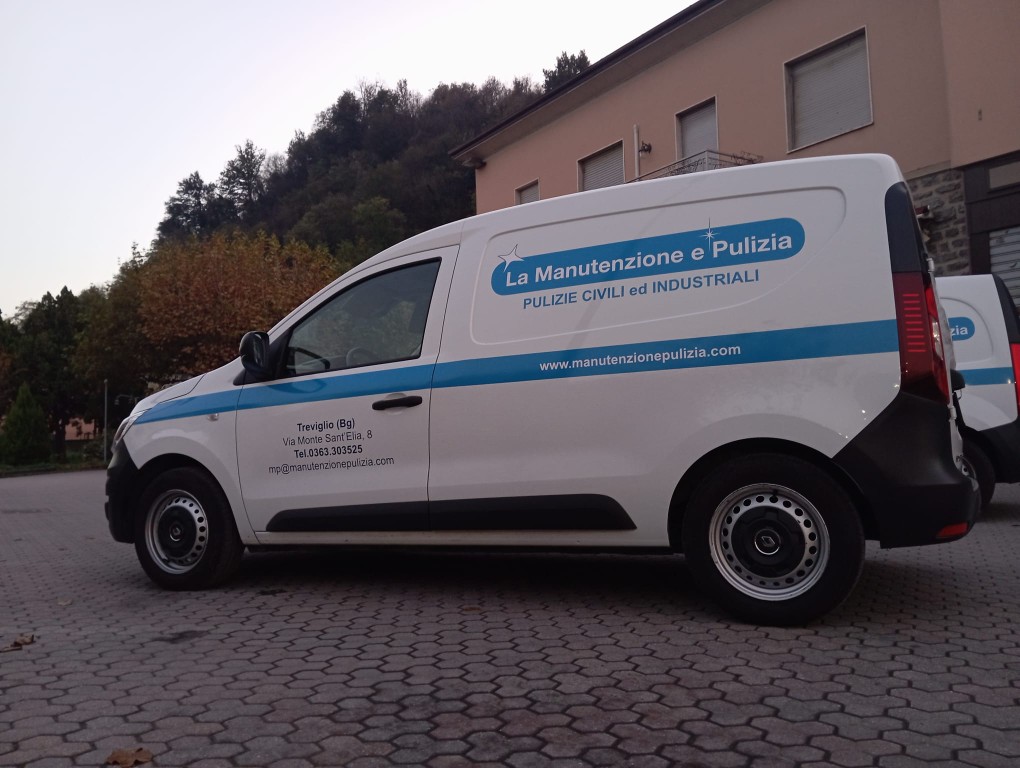 Furgone di Manutenzione e pulizia 1